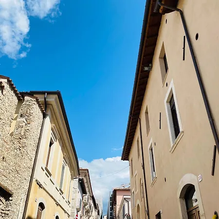 - Ampi Spazi, Centro A Piedi E Parcheggio Libero * LʼAquila